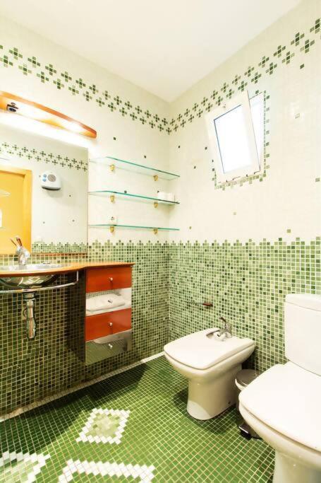 Estudio Para Parejas Con Wifi En La Playa Valencia Rom bilde