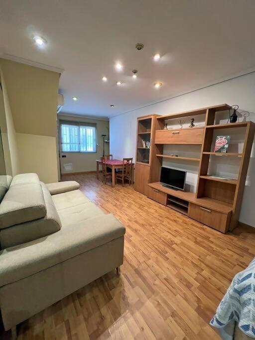 Estudio Para Parejas Con Wifi En La Playa Valencia Rom bilde
